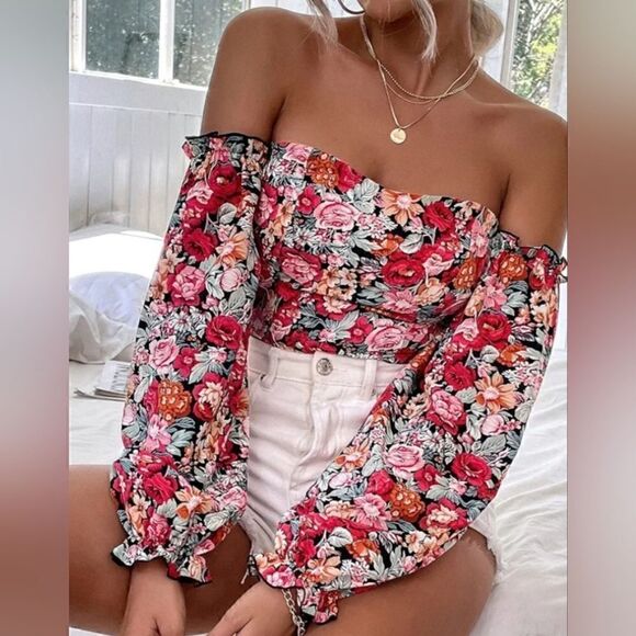 All Over Print Floral Off The Shoulder Shirred Top - Picture 5 of 11